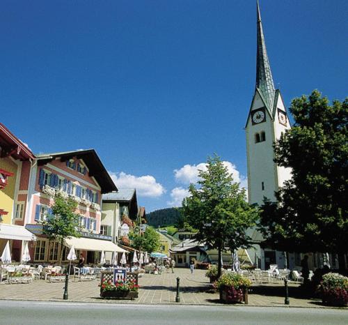 Gasthof Weisses Rossl Hotel Abtenau Exterior photo